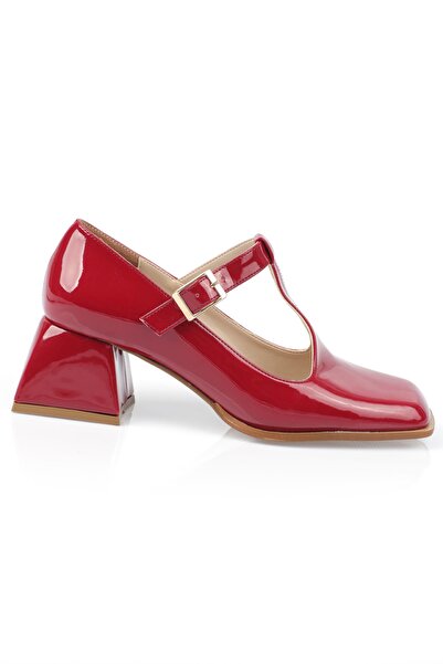 Capone Outfitters Capone Patent Leather Blunt Toe T-strap Medium Heeled Claret Red Women's Shoes