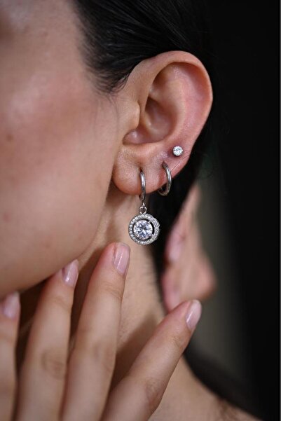 TÜKKAN ACCESSORİES GÜMÜŞ YUVARLAK ZİRKON BAGET TAŞLI 3 ÇİFT ÇOKLU KOMBİN ÇELİK KÜPE-CLKKP6