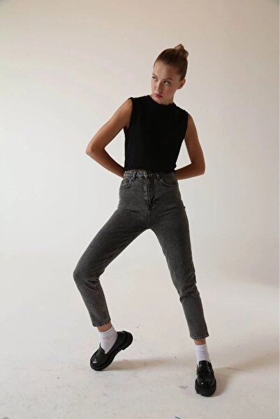 DRC trend Will Smoke High Waist Soft Touch Comfortable Cut Mom Jean Jeans