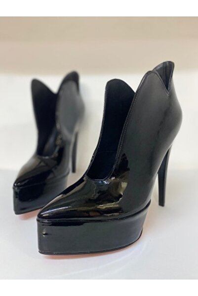 Num40S ÖZEL TASARIM LOVE SİYAH RUGAN PLATFORM TOPUKLU STİLETTO BOTTİE KADIN TOPUKLU BOT