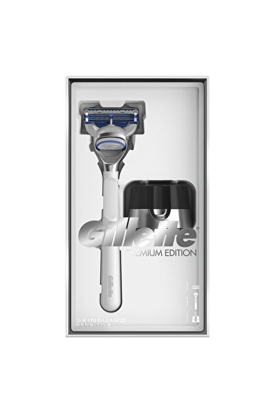 Gillette Skinguard Makine + Manyetik Stand White Edition