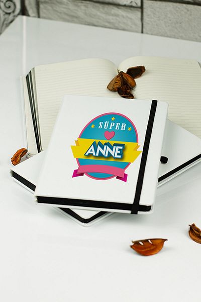 Hediyelen Caietul Super Mama
