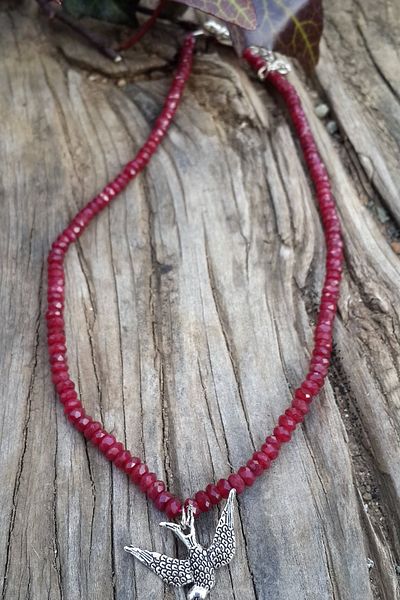 Stoneage Women's Necklace Natural Stone Jade Swallow
