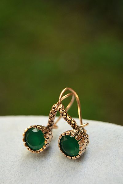 Stoneage Emerald Natural Stone Green Women's Earrings