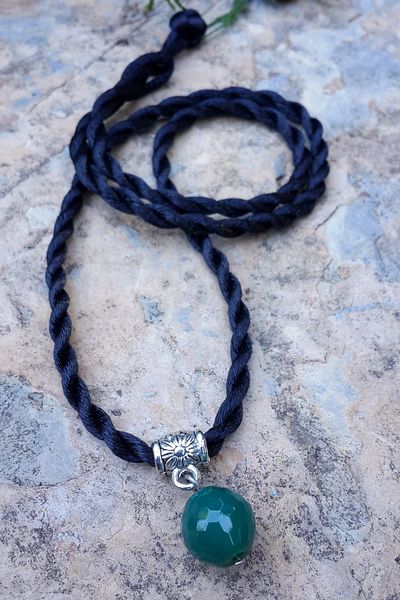Stoneage Women's Necklace Green Agate Original Natural Stone