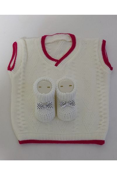 SİNAY TRİKO Baby Girl White Acrylic Sweater with Booties