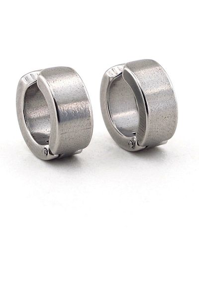 Solfera Clamp Earrings Installed Without Ear Holes E380