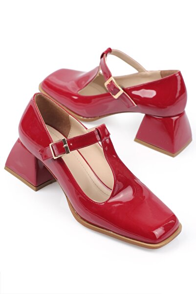 Capone Outfitters Capone Patent Leather Blunt Toe T-strap Medium Heeled Claret Red Women's Shoes