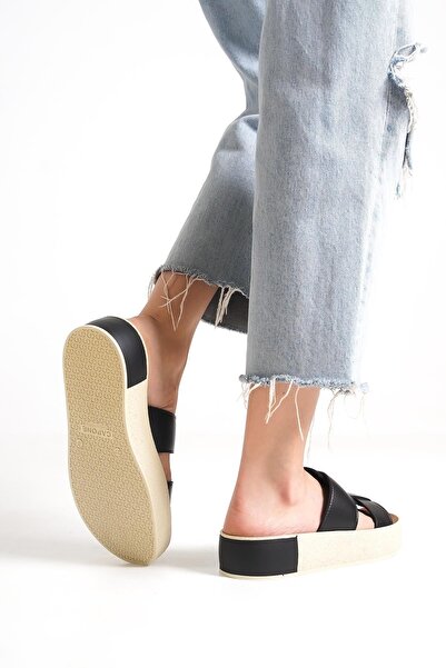 Capone Outfitters Černé dámské pantofle Capone Gladiator Double Tape s barevnými detaily na klínovém podpatku