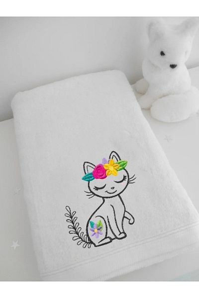 Ursa Unicorn Embroidered White Children's Towel 30X50