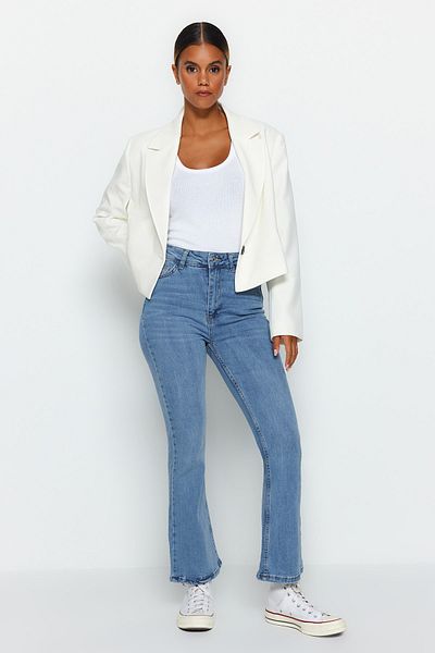 Trendyol Collection Blue High Waist Crop Flare Jeans TWOAW24JE00079