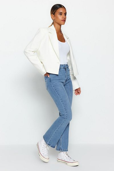 Trendyol Collection Blue High Waist Crop Flare Jeans TWOAW24JE00079
