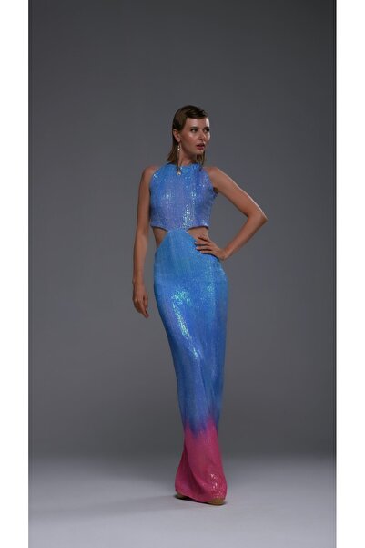 Gira official Rochie maxi cu detaliu decupat în albastru roz