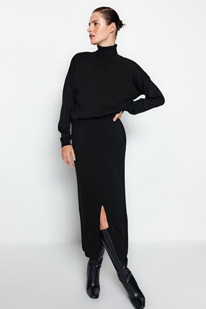 Trendyol Collection Fekete garbó szoknya kötöttáru alsó felső szett TWOAW24AU00035