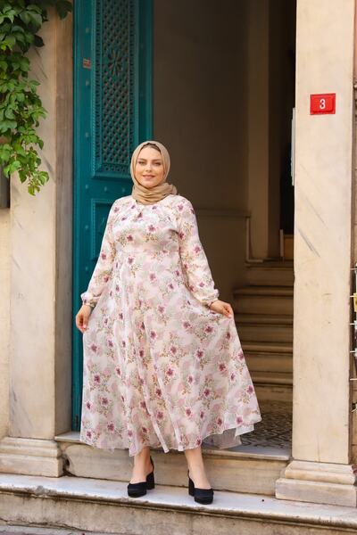 ECALAMODE Büyük Yaprak Çiçek Desenli Boydan Astarlı Şifon Elbise Beyaz/Pembe