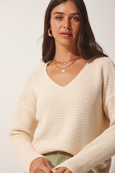 Happiness İstanbul Cremefarbener, gebogener Strickpullover für Damen, MX00108
