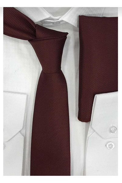 Querinca Tie And Pocket Handkerchief Set