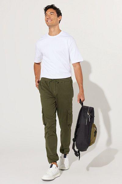 AC&Co / Altınyıldız Classics Men's Khaki Slim Fit Slim Fit Cargo Pocket Cotton Flexible Pants with Elastic Waist and Leg Legs
