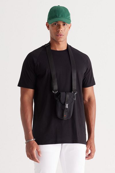 AC&Co / Altınyıldız Classics Schwarzes, locker sitzendes, bedrucktes Herren-T-Shirt aus 100 % Baumwolle mit Rundhalsausschnitt
