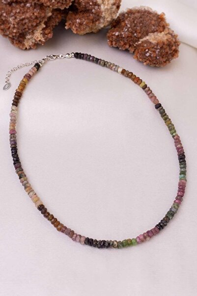 Dünya Doğal Taş Turmalin Taşı Kolye ( 925 Ayar Gümüş Aparatlı )