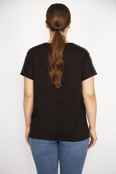 Şans Women's Black Plus Size Shoulder and Pocket Blouse with Stone and Print Detail 65n36651
