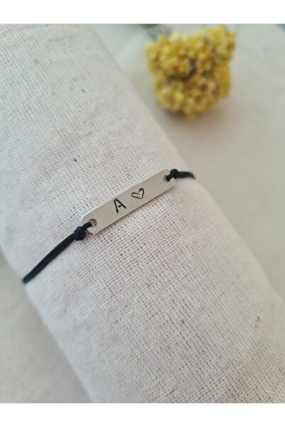 ONEPRETTYWISH Plaka Bileklik Harf Baskılı Kişiye Özel Tek Harfli Siyah İp