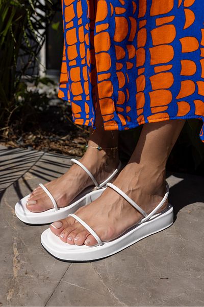 ANGELİNA JONES POLYA WOMEN'S WHITE SINGLE STRAP POLY SOLE SANDALS
