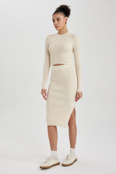 DeFacto Fusta midi Cool Slim Fit Basic Knitwear - Fătură simplă A2058ax23au