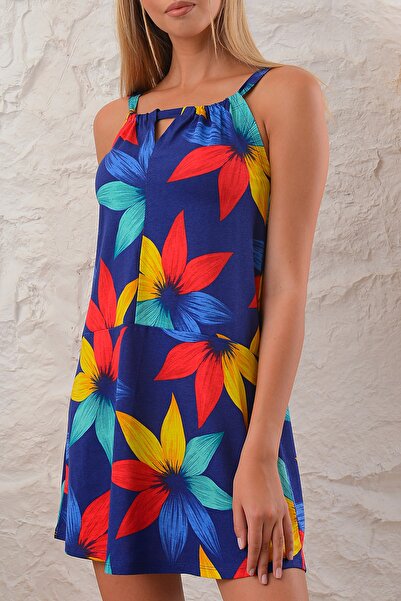 Avones Kadın Büyük Çiçek Desenli Ön Yaka Damla Detaylı Mini Elbise