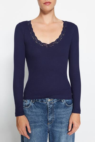 Trendyol Collection Rugalmas pamut V-nyakú csipke bordás blúz - TWOAW24BZ00070