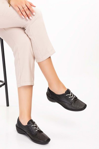 Gondol Women's Genuine Leather Anatomical Sole Laser Perforated Casual Shoes Esfa.8702