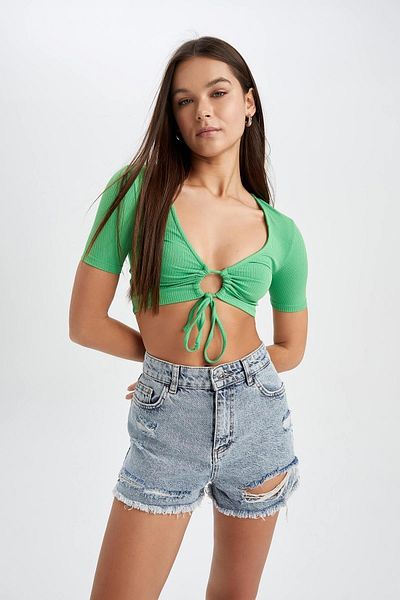 DeFacto Μπλουζάκι Cool Fitted με V-Neck Tie Crop T-shirt