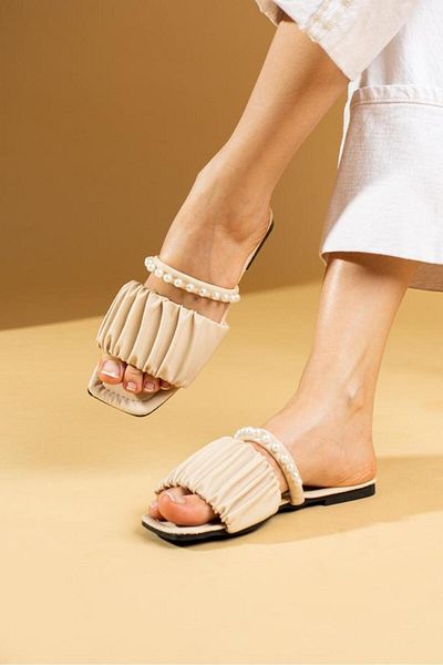 AGACE Pleat Pearl Cream Slippers