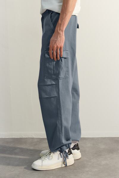 Trendyol Collection Темно-сині лімітовані штани карго TMNSS23PL00035