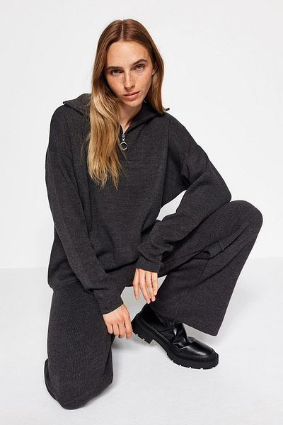 Trendyol Collection Széles szabású cipzáras antracit kötöttáru szett - TWOAW24AU00026