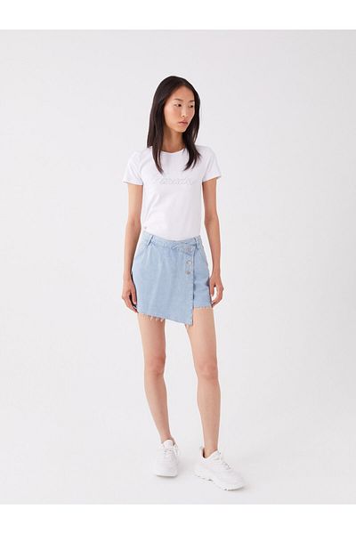 LC Waikiki Femei - Fusta standard cu pantaloni scurți drepte