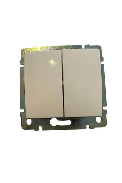 Legrand فالينا774405 جهاز تبديل أبيض (الإطار متضمن) (3 قطع)