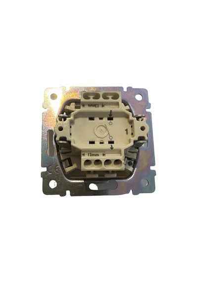 Legrand فالينا774301 كريم التبديل (بيج) (الإطار متضمن)