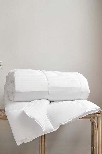 Puffy Aster King Size Quilt