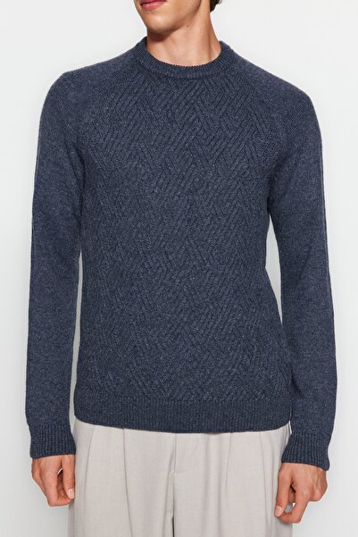 Trendyol Collection Unisex-Pullover aus Indigo-Strick – Wolle, Rundhalsausschnitt, Raglanärmel, strukturiert – TMNAW22KZ0290