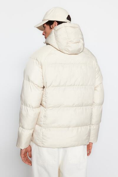 Trendyol Collection Μπεζ Oversize Down παλτό - Αδιάβροχο και ανθεκτικό στον αέρα TMNAW23MO00086