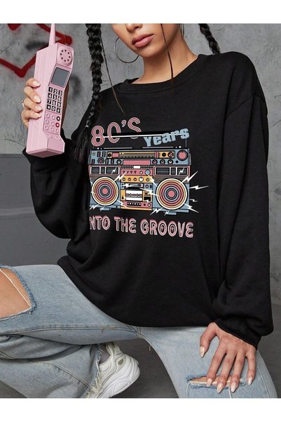 mercoledi 80's Years Tape Štampano okrugla kragna Unisex crna Oversize kroj m...