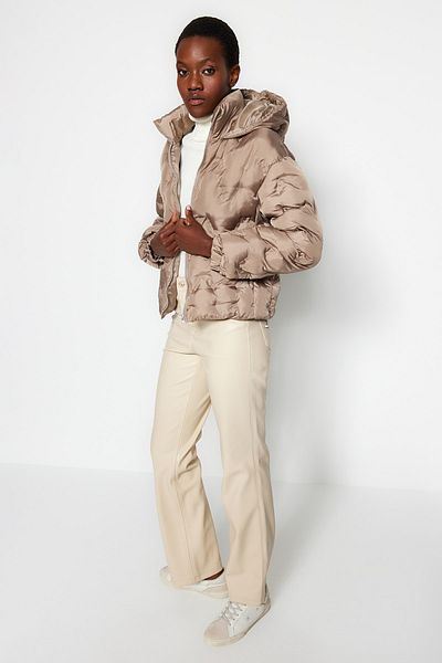 Trendyol Collection Водоотблъскващо яке с качулка от норка TWOAW24MO00128