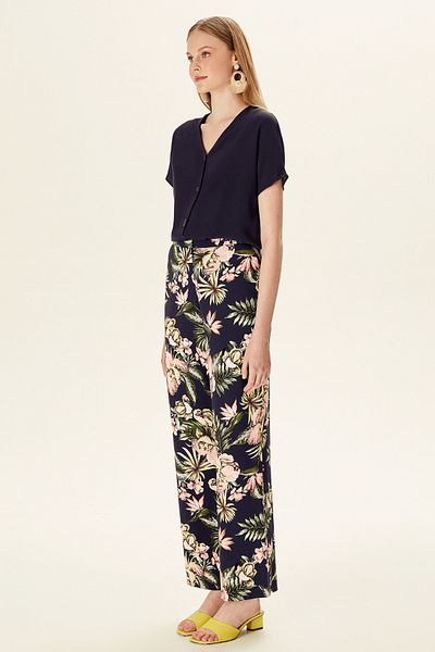 Naramaxx Relaxed Cut Floral Pants