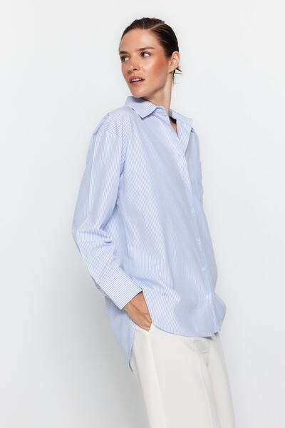 Kolekcia Trendyol Modré pruhované vrecko extra/oversize Wide Fit tkaná košeľa TWOAW24GO00058