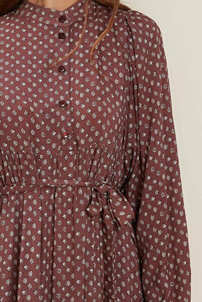 Manuka Viskózové šaty s balonovými rukávy - květinový vzor Çitir