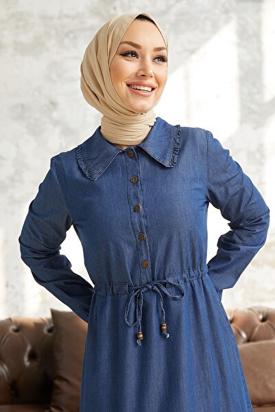 InStyle Джинсова сукня Betty Crew з вирізом на шиї синя