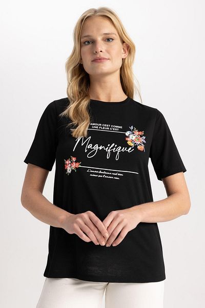 DeFacto Traditional Regular Fit Crew Neck Floral Short Sleeve T-Shirt
