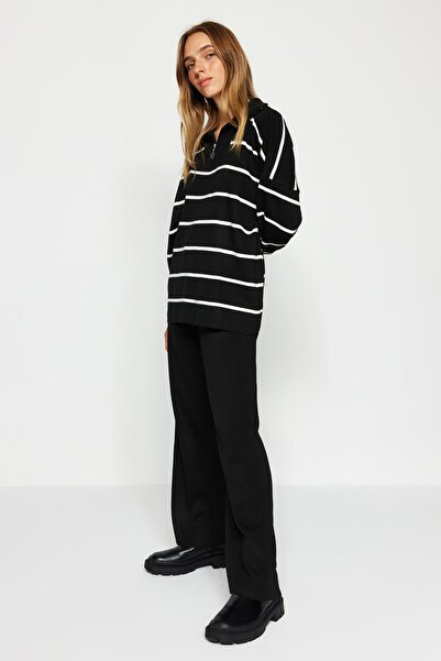 Trendyol Collection Széles szabású fekete kötöttáru szett - részletes cipzárral TWOAW24AU00025