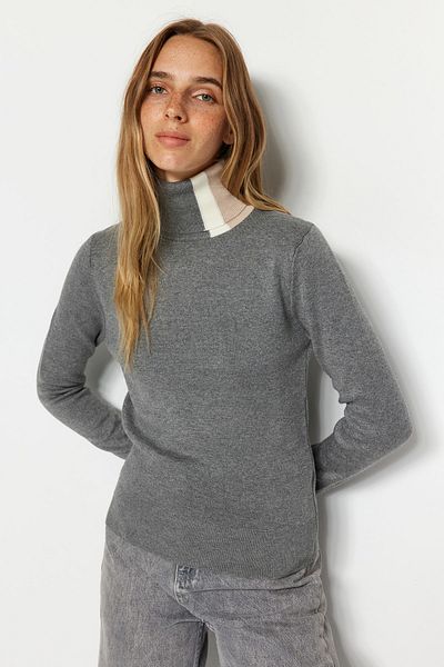 Trendyol Collection Gray Premium/Special Thread Turtleneck Basic Knitwear Sweater TWOAW24KZ00396